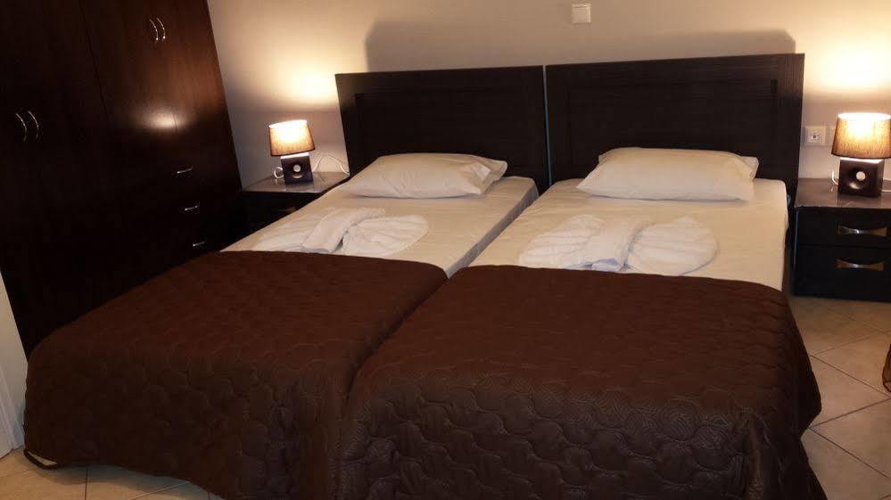 Roumpini Homes ستالوس المظهر الخارجي الصورة